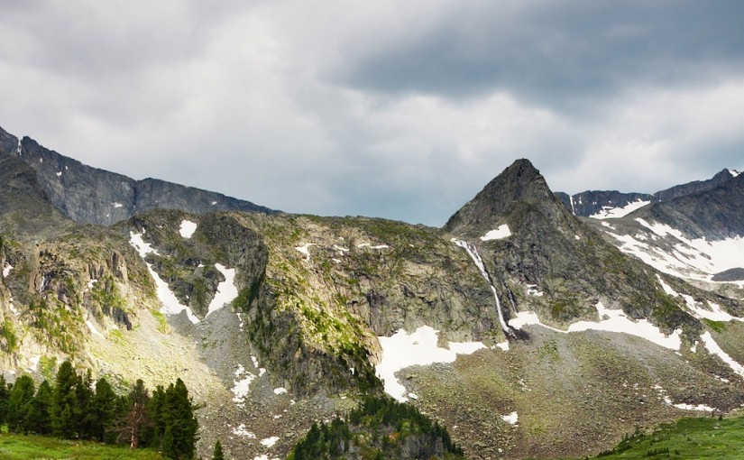 free-beautiful-landscape-desktop-wallpaper-06-2010_2560x1600_81823